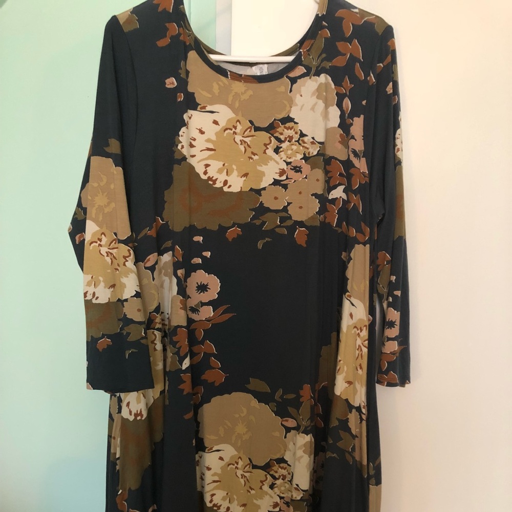 Honey and lace Brea dress